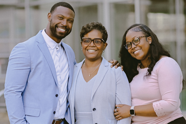 Darryl, Shellie and Sydni Williams.