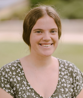 Jillian Seay headshot.