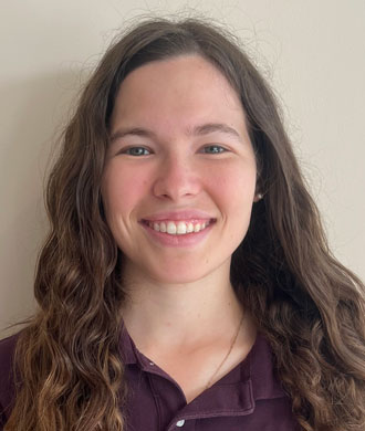 Emily Feigen headshot